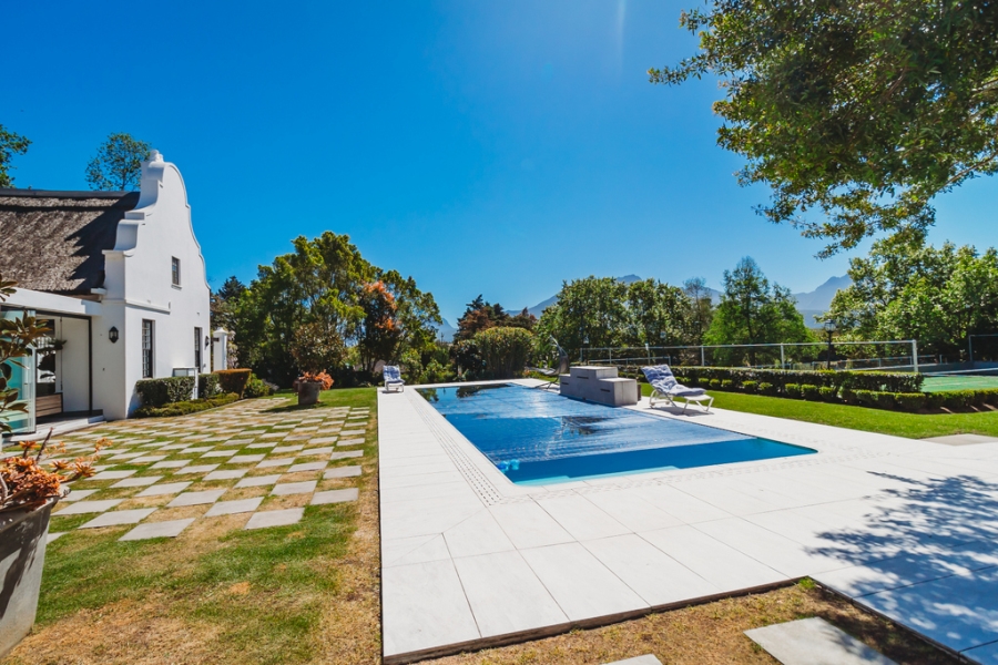 5 Bedroom Property for Sale in Glenwood Western Cape